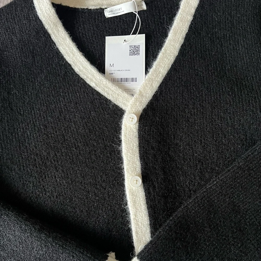 Oak + Fort CONTRAST TRIM BUTTON UP CARDIGAN - Picture 3 of 4